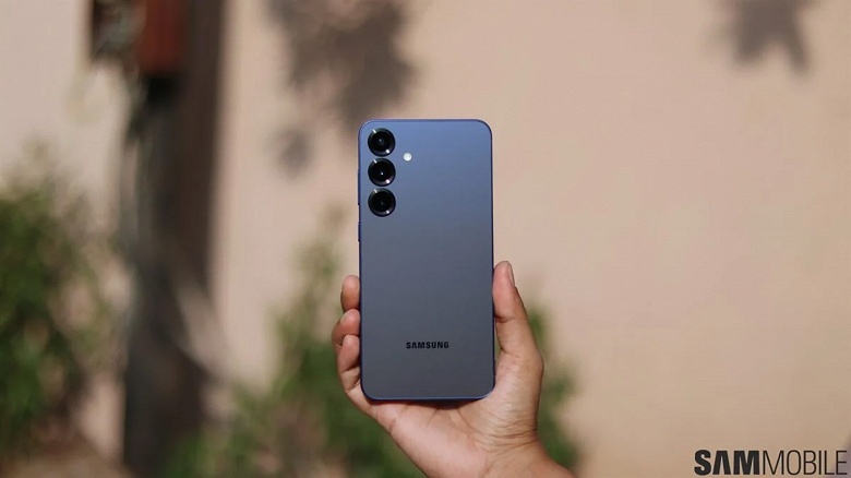 Galaxy S26 Plus выбыл из новой линейки флагманов Samsung: компания&nbsp;заказала производство плат для трех моделей серии &mdash; Galaxy S26, Galaxy S26 Edge и Galaxy S26 Ultra